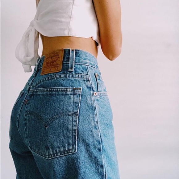 Levi's Denim - Levi’s✨vintage 501 button fly high rise mom jean